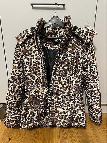 H&M Leopar mont