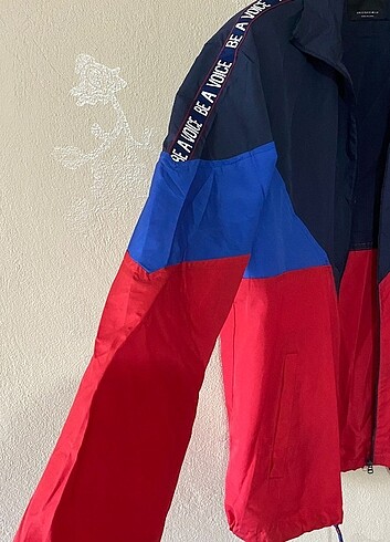 Bershka Yağmurluk 