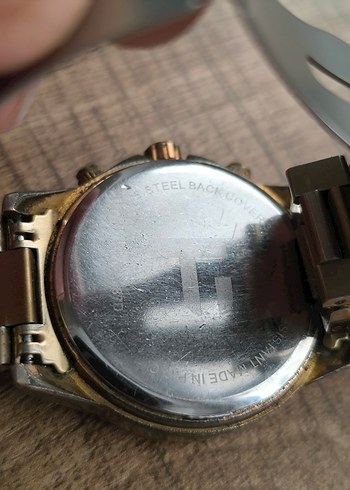 Paco Loren Altın Renkli Kadın Kol Saati - Görsel 4