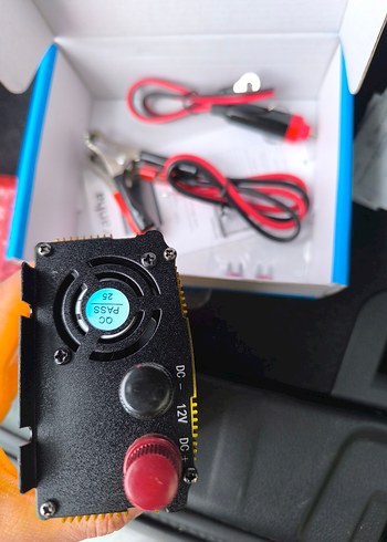 Piranha 300W Renkli Güç Bankası Araç İnvertör - Görsel 5