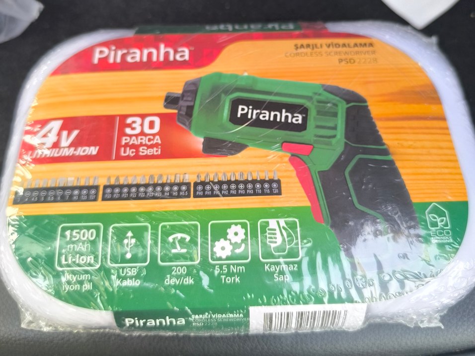 Piranha Şarjlı Vidalama Yeşil Tornavida Seti 30 Parça - Görsel 3