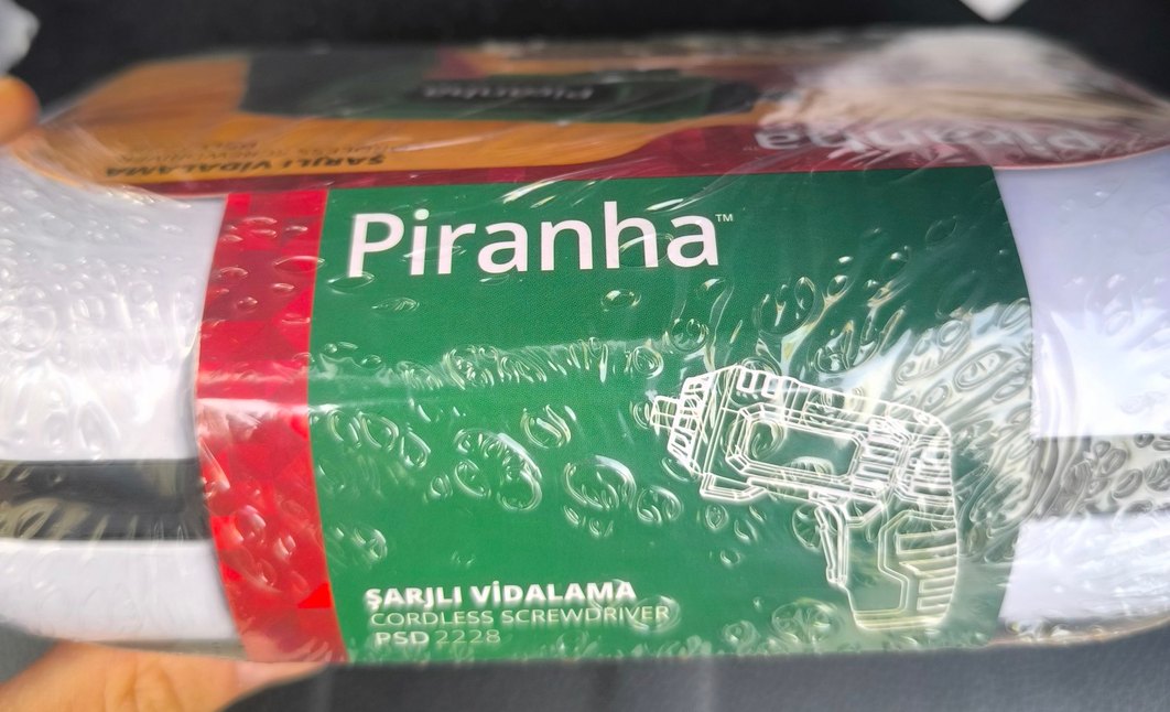 Piranha Şarjlı Vidalama Yeşil Tornavida Seti 30 Parça - Görsel 2