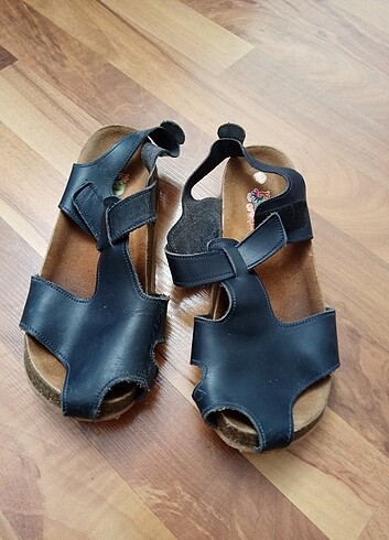Zara Çocuk Sandalet