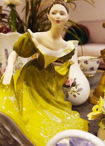 Royal doulton biblo