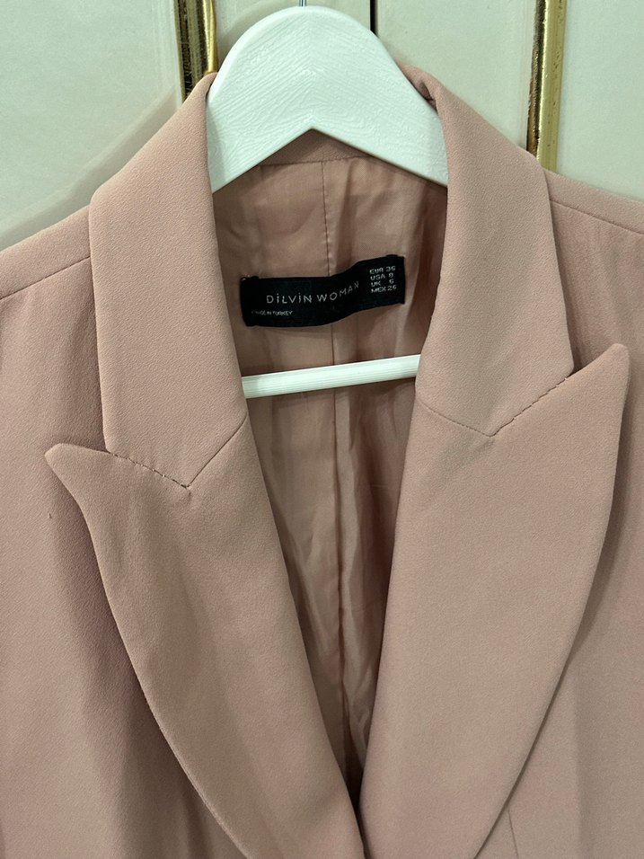 Dilvin Pembe Uzun Kesim Düğmeli Kadın Blazer - Görsel 2