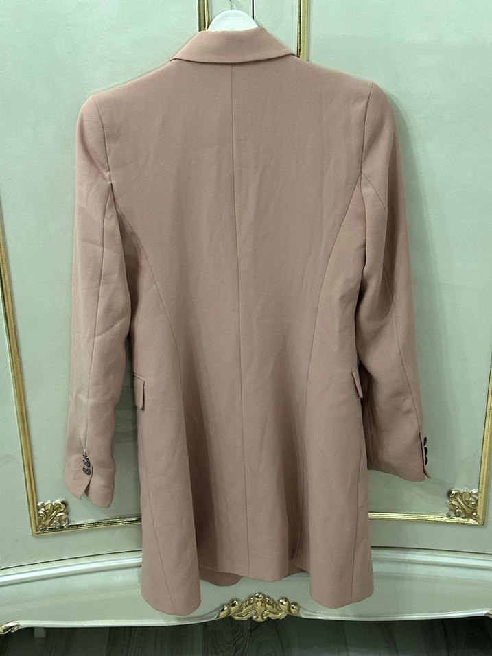 Dilvin Pembe Uzun Kesim Düğmeli Kadın Blazer - Görsel 3
