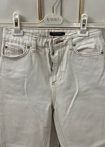 Trenyolmilla krem Regular Fit Kadın Denim Pantolon - Görsel 2