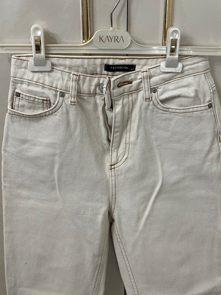 Trenyolmilla krem Regular Fit Kadın Denim Pantolon - Görsel 2