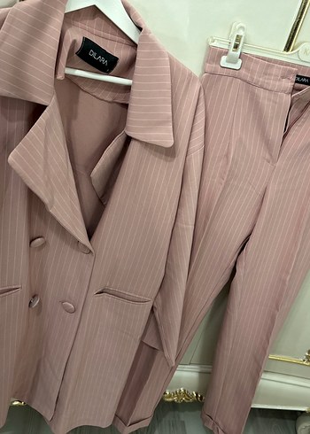 Dilara Nazan Düğmeli Uzun Bej Kadın Blazer takım - Görsel 3