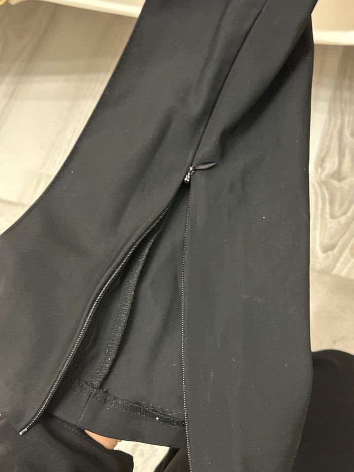 Zara Siyah Deri Fermuarlı streç Kadın Pantolon - Görsel 2