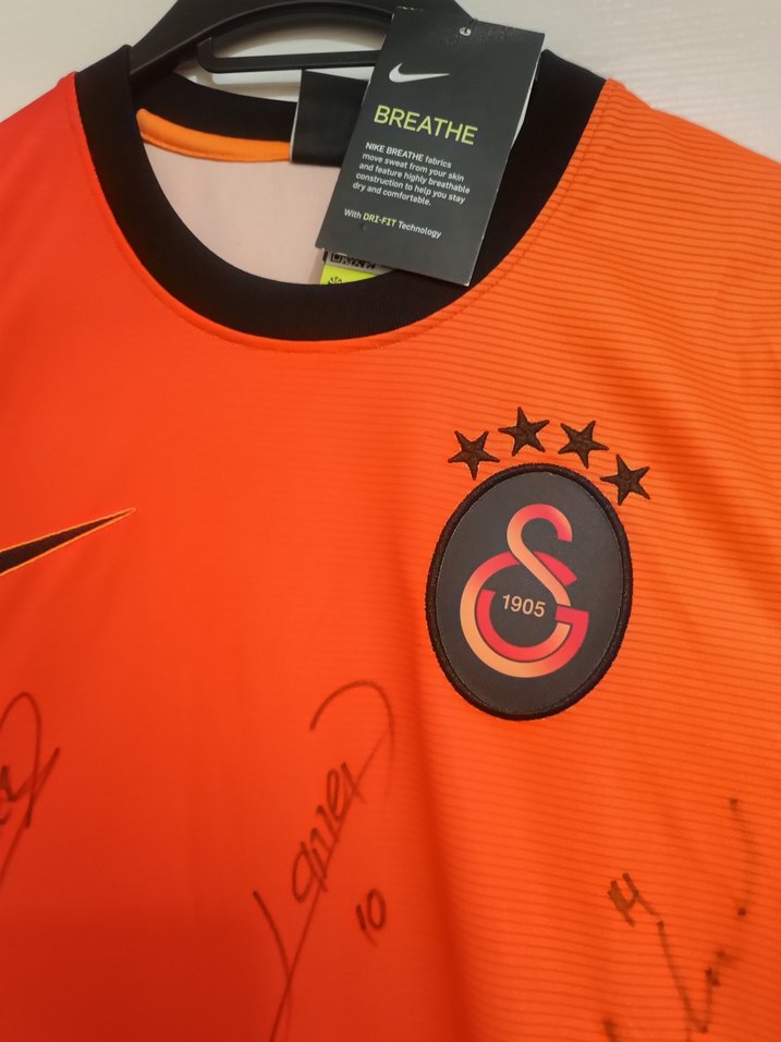 Galatasaray forma (imzalı) - Görsel 2