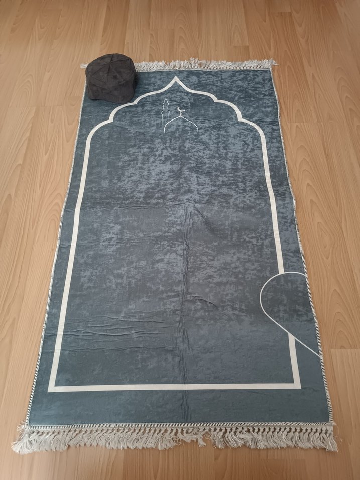 Gri Baskılı seccade - takke takımı - Görsel 2