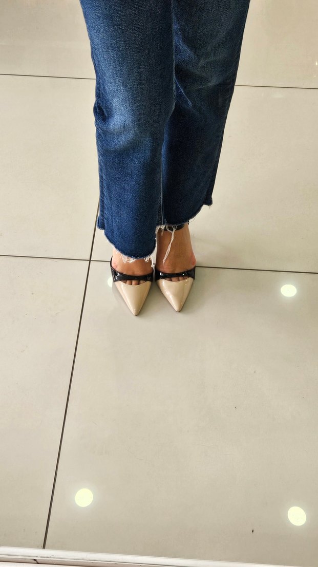 Siyah Bej Tokalı Stiletto Kadın Ayakkabı - Görsel 4