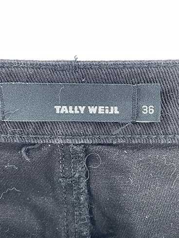 36 Beden siyah Renk Tally Weijl Mini Şort %70 İndirimli.