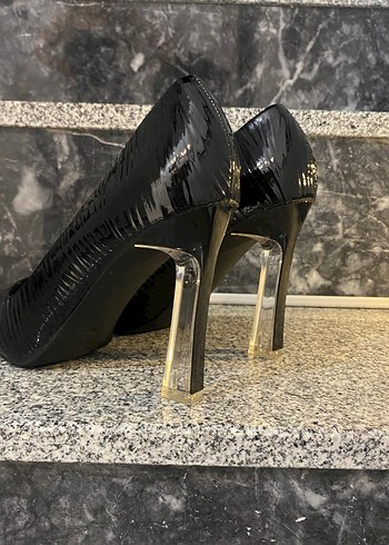 Diğer Parlak Siyah Yılan Desenli Pliseli Stiletto