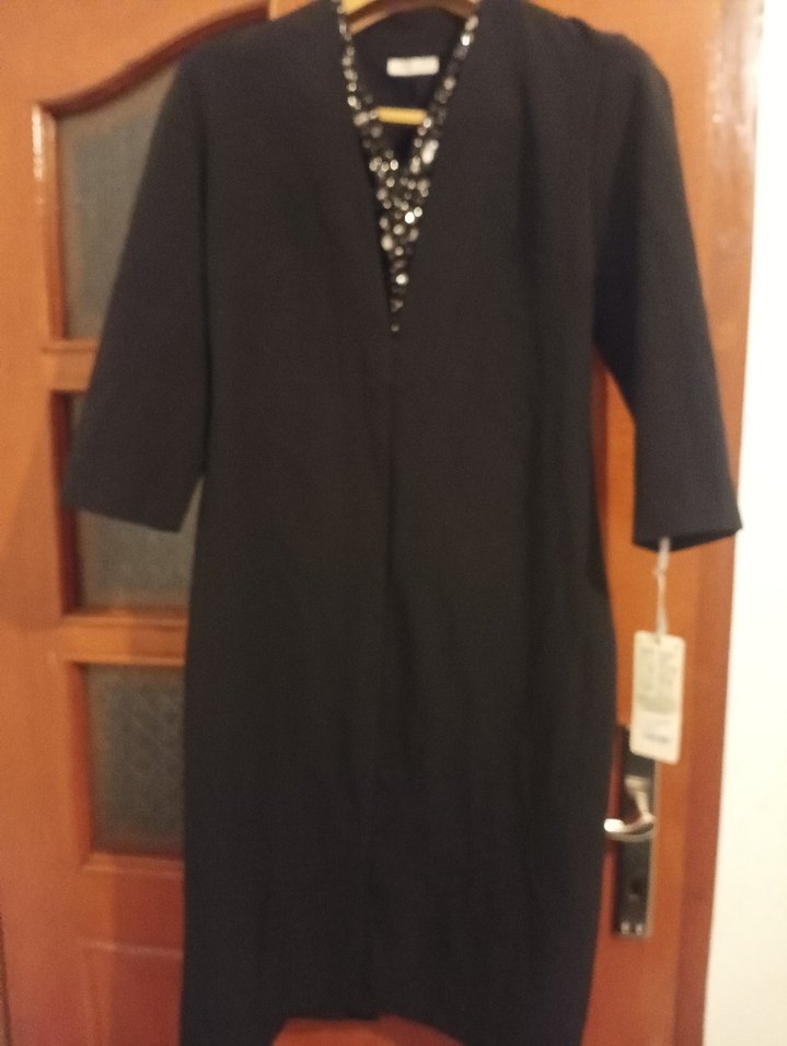 Siyah Taş İşlemeli Uzun Yarım Kollu Elbise - Görsel 2