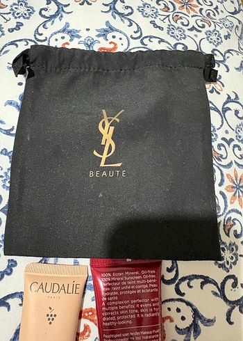 YSL Makyaj Çantası, Clarins BB Krem SPF25 ve Caudalie Vinocrush - Görsel 3