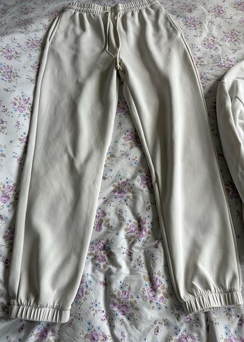 Oysho Kadın Beyaz Rahat Kesim Eşofman Takımı - Görsel 2