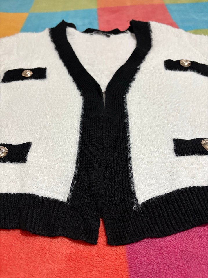 Trendyol Düğmeli Siyah-Beyaz Kadın Hırka - Görsel 5