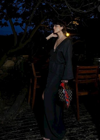 Beauty Omelette Uzun Siyah V Yaka Elbise - Görsel 4