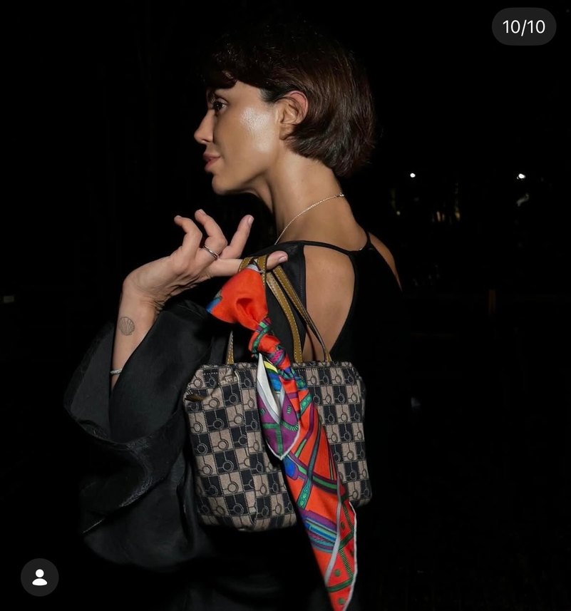 Beauty Omelette Uzun Siyah V Yaka Elbise - Görsel 5