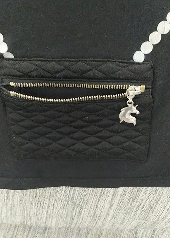 Zincir Detaylı Siyah Kız Tişörtü - Görsel 2