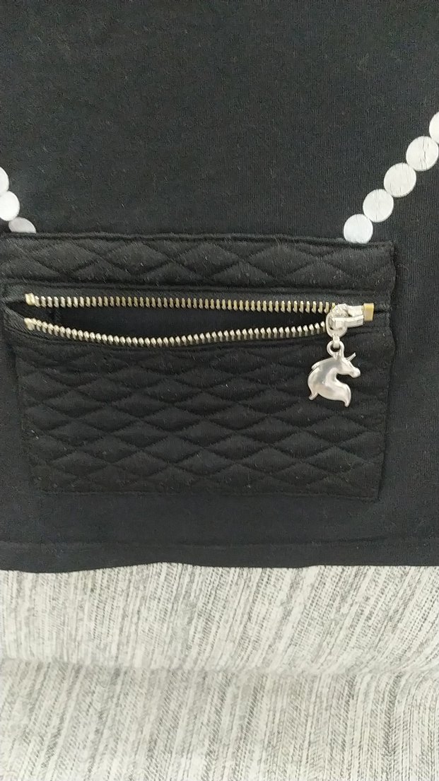 Zincir Detaylı Siyah Kız Tişörtü - Görsel 2