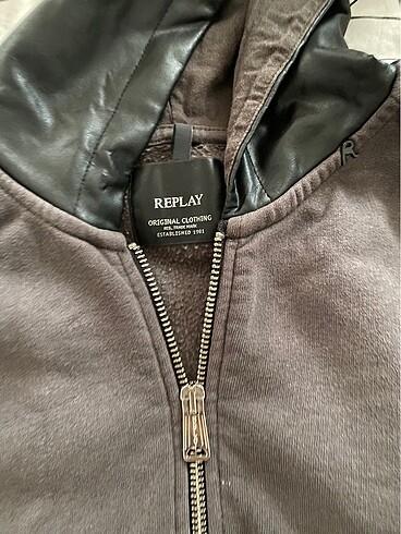 Replay replay sweat