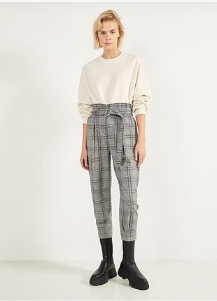 Bershka Bershka kemerli slouchy pantolon 
