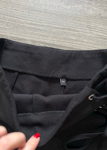 xs Beden Siyah Bağcıklı Şort Etek