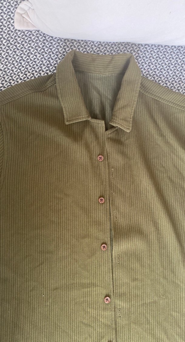 Düğmeli Kısa Kollu Erkek Haki Gömlek - Görsel 2