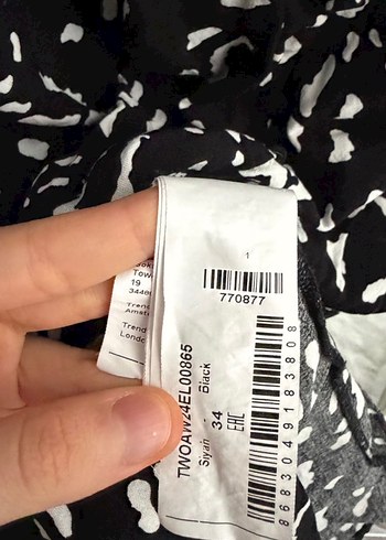 Trendyolmilla Yırtmaçlı Uzun Siyah Elbise - Görsel 6