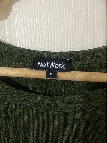 s Beden NetWork omuz pencereli bluz