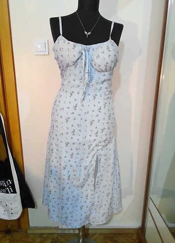 Shein -> yurt dışı mavi çiçekli günlük elbise