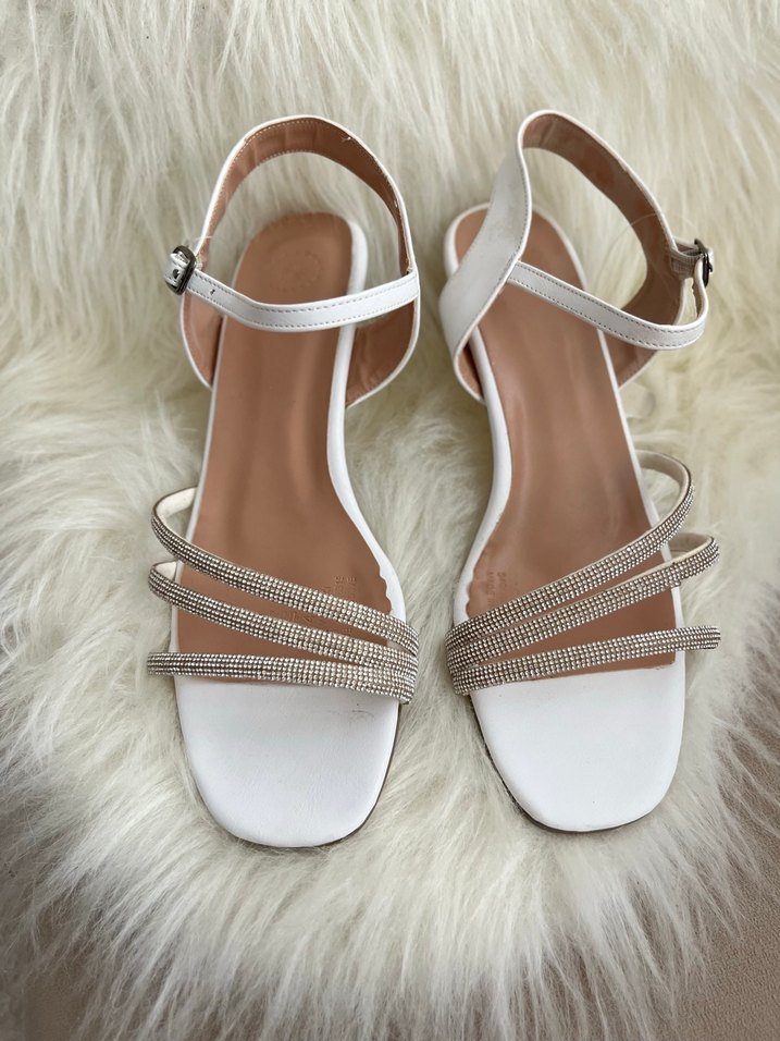 Beyaz Parlak Topuklu Kadın Abiye Ayakkabı - Görsel 2