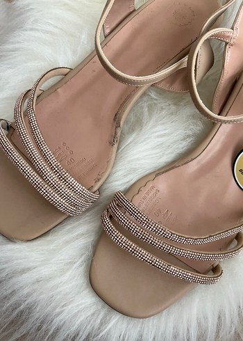 Bej Kadın Dolgu Topuklu Tokalı Abiye Ayakkabı (Defolu) - Görsel 2