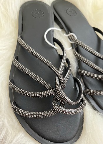 Kadın Terlik - Görsel 2