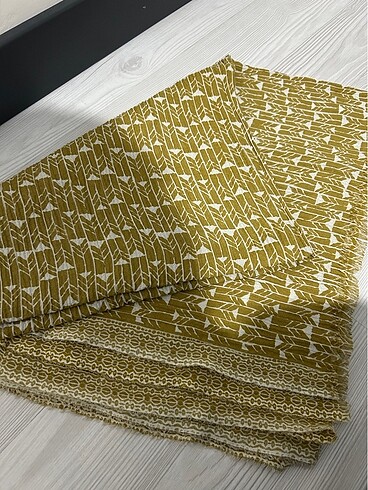 Freshscarfs Hardal sarısı şal