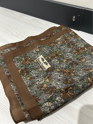 Freshscarfs eşarp