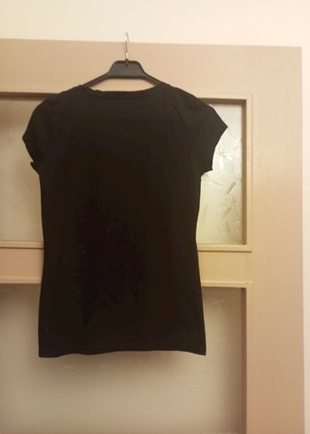 s Beden Orjinal Calvin Klein marka S beden ölçüleri Açıklamada yaziyor