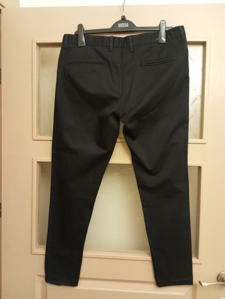 Zara Man 44 beden kumaş pantolon ölçüleri açıklamada yazıyor - Görsel 4