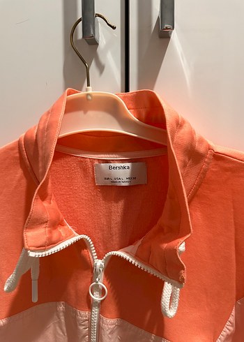 Bershka Yağmurluk - Görsel 3