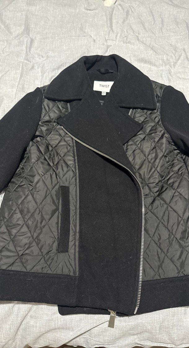 Siyah Düğmeli Kadın Midi Ceket - Görsel 2