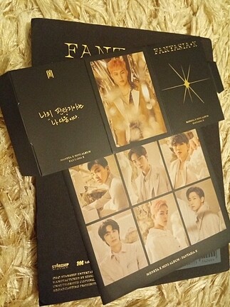 Kpop Official Album- Monsta x Fantasia