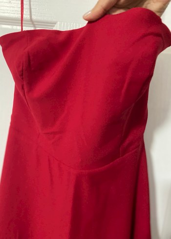 Kırmızı abiye elbise - Görsel 2