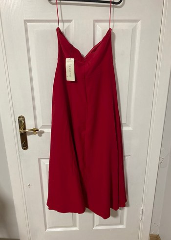Kırmızı abiye elbise - Görsel 4