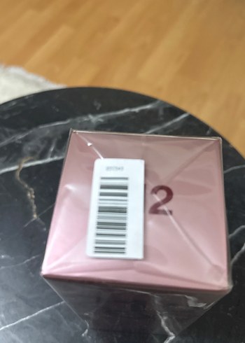 Carolina Herrera 212 Sexy Kadın Parfümü 100 ml - Görsel 3