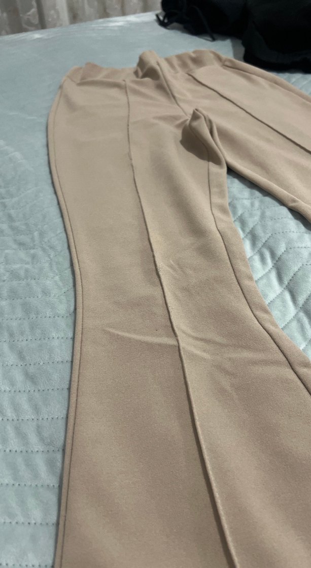 Kadın Bej Piliseli Kumaş Pantolon - Görsel 2