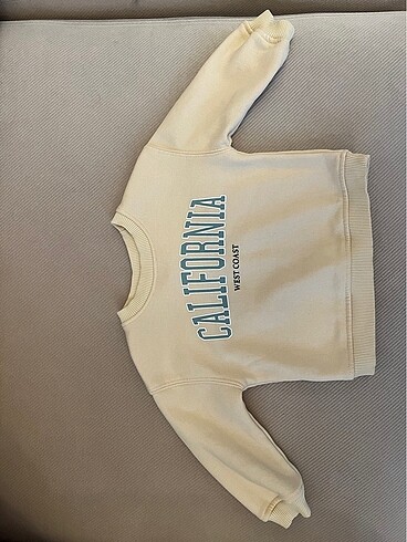 Zara sweatshirt