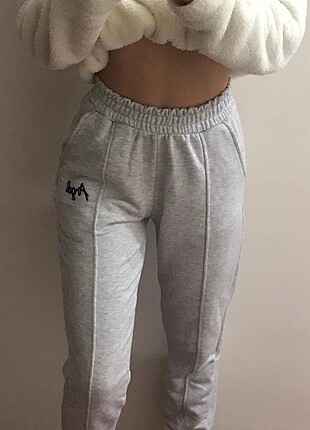 angel gri jogger 